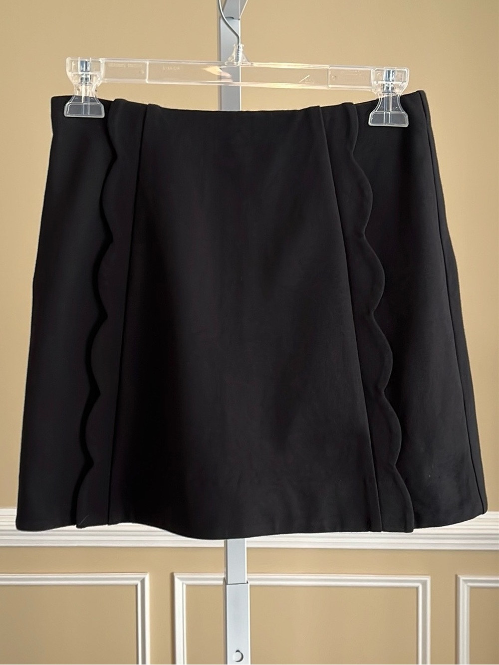 Aqua Black Mini Skirt Scallop Detail Front Size Small